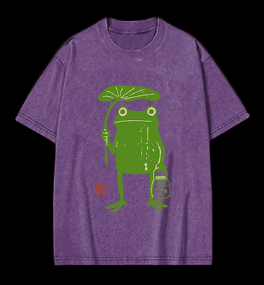 Frogs Taking Shelter From The Rain  Vintage Washed 100% Cotton T-Shirt